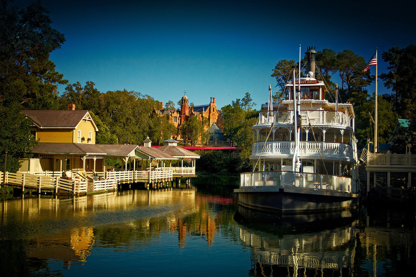 Disney Photography, Disney World Photography, Disneyland Photography, Disney Photos, Disney Pictures, Walt Disney World, The Magic Kingdom, Walt Disney, Mickey Mouse, Orlando, Florida, Theme Park,  River Boat, Liberty Square, Rivers of America