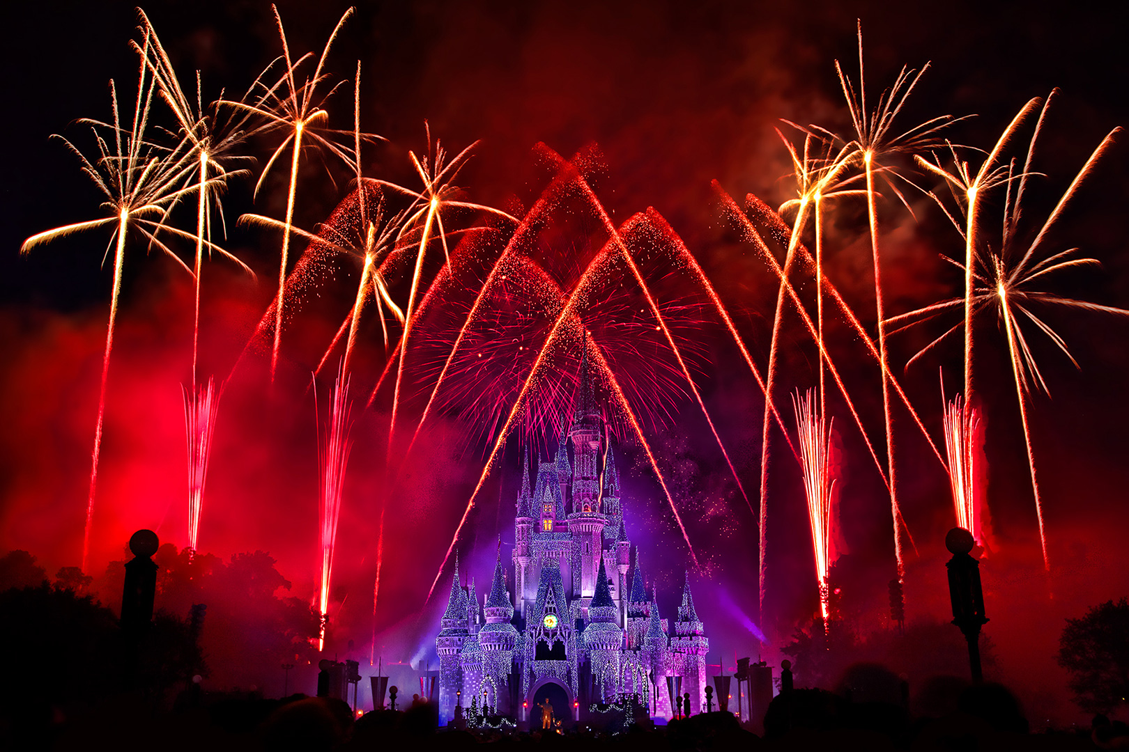 Disney Photography, Disney World Photography, Disneyland Photography, Disney Photos, Disney Pictures, Disney, Disney World, Walt Disney World Resort, The Magic Kingdom, Cindarella Castle, Wishes, Fireworks, Castle Dreamlights, Fireworks, Show